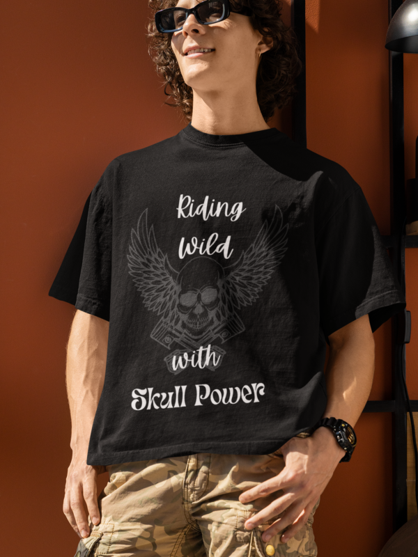 Riding Wild Skull Graphic Oversized Tee